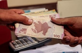 Azərbaycanda qadın və kişilər üçün bərabər maaş məcburi olacaq