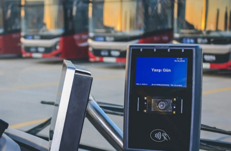 Azərbaycanda xarici bank kartı ilə ictimai nəqliyyatda ödəniş mümkün olub