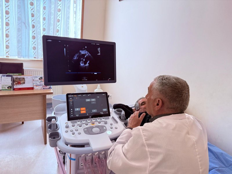 Babək Rayon Mərkəzi Xəstəxanasına yeni tibbi avadanlıq təqdim olunub -