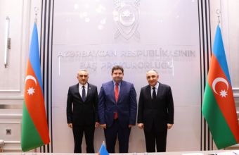 Baş prokuror Gürcüstan Vəkillər Kollegiyasının sədri İrakli Kandaşvilini qəbul edib