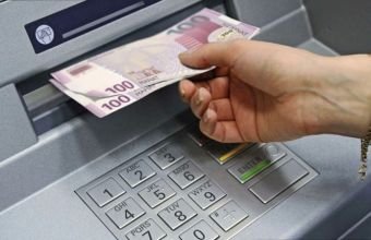 Deputat bəzi şəxslərin maaşlarının artacağını açıqlayıb