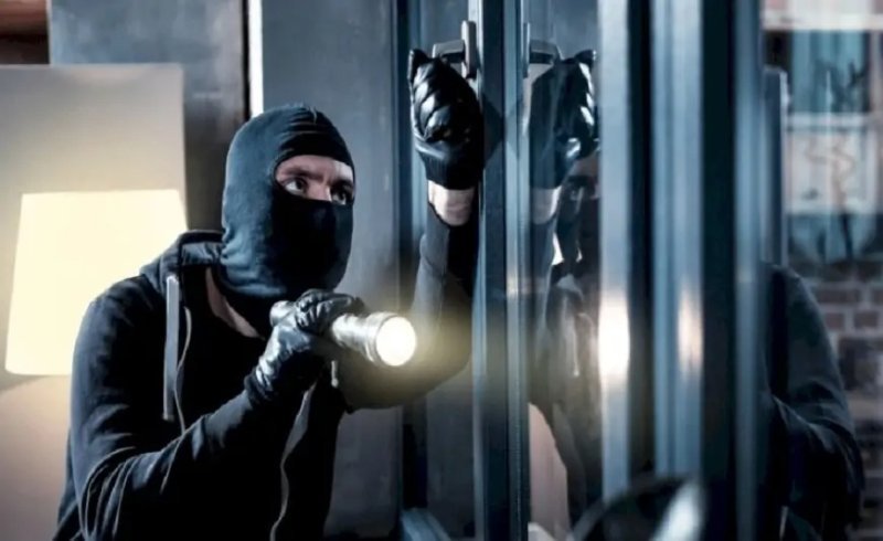 Evimə oğru girərsə...