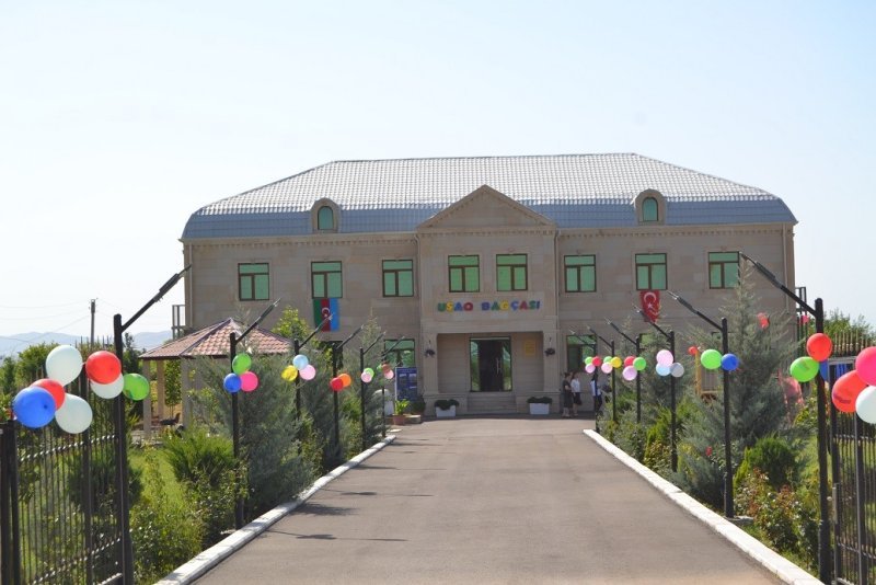 Füzulidə körpələr evi-uşaq bağçasının açılışı olub