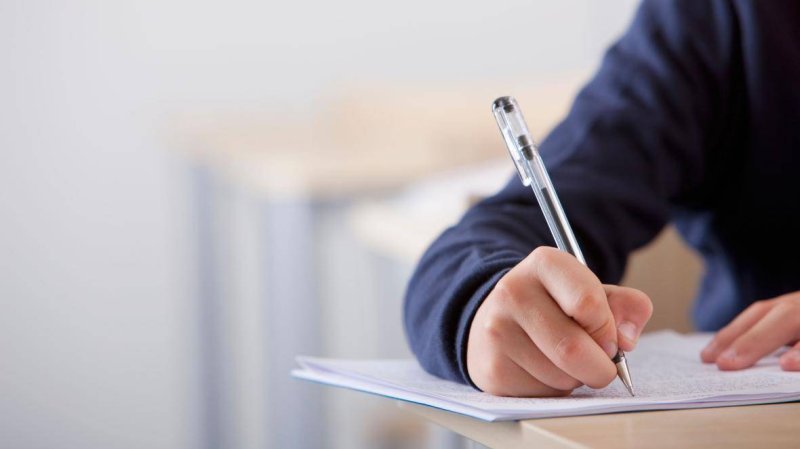 Gələn il buraxılış imtahanında şagirdlərə əlavə vaxt veriləcək