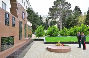 Hərbi prokuror Daxili Qoşunların hərbi hissəsində görüş keçirib -