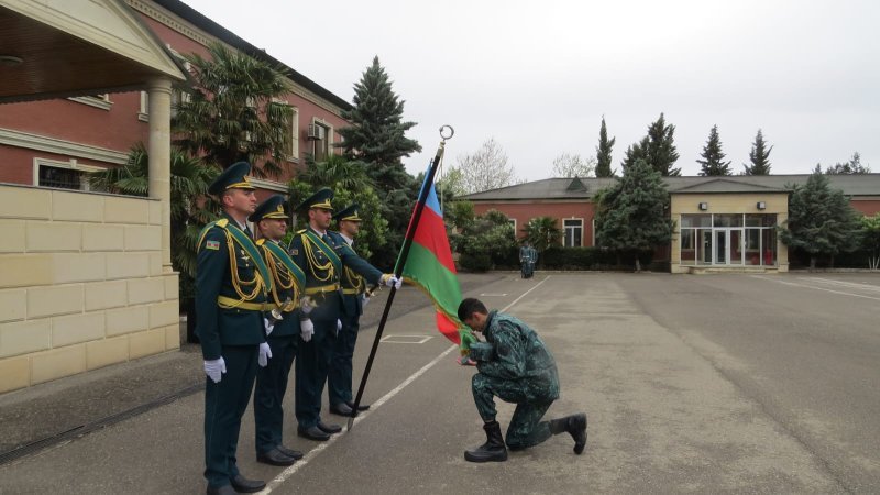 Hərbi xidməti başa vuran sərhədçi əsgərlər evlərinə yola salınıb