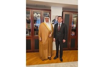 Hikmət Hacıyev Səudiyyə Ərəbistanının Azərbaycandakı səfiri ilə görüşüb