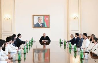 İlham Əliyev Avropa çempionatında komanda hesabında çempion olan güləşçiləri qəbul edib -