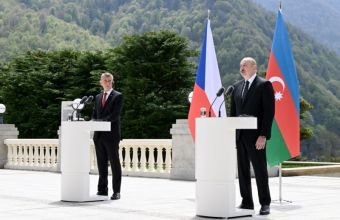 İlham Əliyev: Çexiyaya qonşu olan ölkələrə Azərbaycan təbii qaz ixrac edir