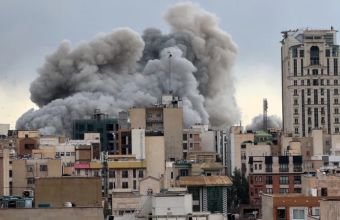 İranda neft-kimya kompleksində partlayış olub