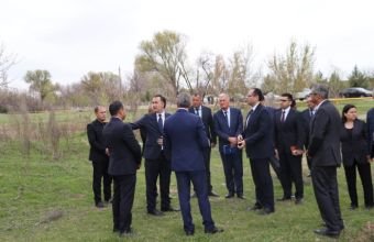 Məcnun Məmmədov Naxçıvanda təsərrüfatlara baş çəkib -