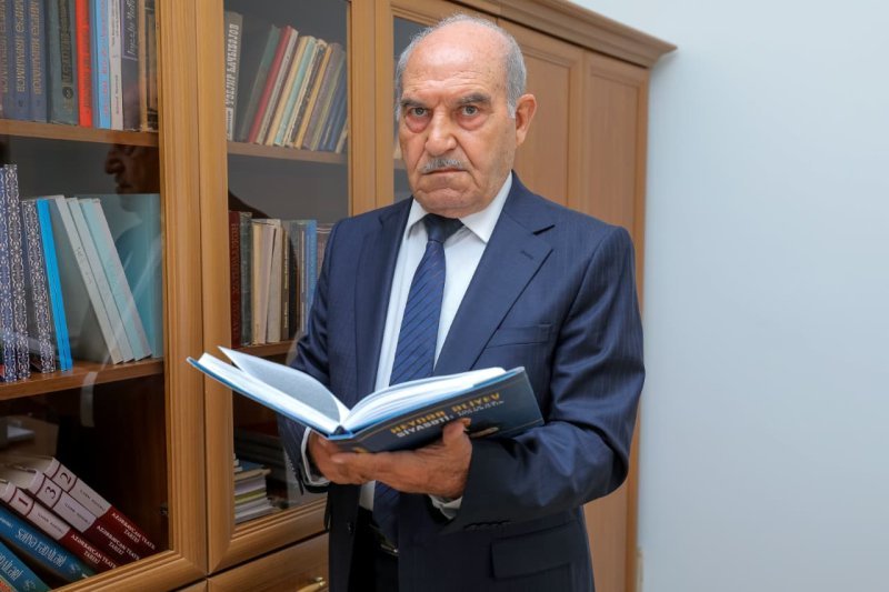 Naxçıvan teatrının yorulmaz tədqiqatçısı