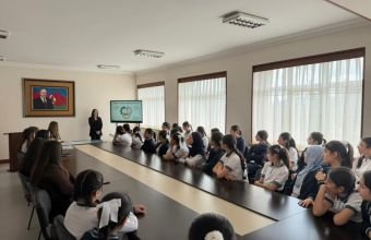 Naxçıvanda Beynəlxalq İKT-də Qızlar Günü qeyd edilib -