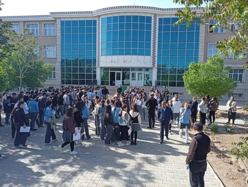 Naxçıvanda lX siniflər üçün buraxılış imtahanı keçirilib -