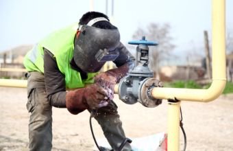 Naxçıvanın Bulqan kəndində yeni qaz tənzimləyici şkaf quraşdırılır