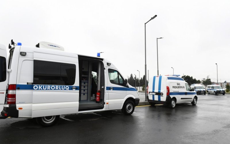 Prokurorluq orqanlarına məxsus nəqliyyat vasitələri operativ kateqoriyaya daxil edilir