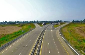 Qarabağ və Şərqi Zəngəzurda 4 min kilometrə yaxın avtomobil yolu çəkiləcək