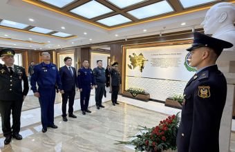 Qazaxıstanın müdafiə naziri Azərbaycanda səfərdədir -