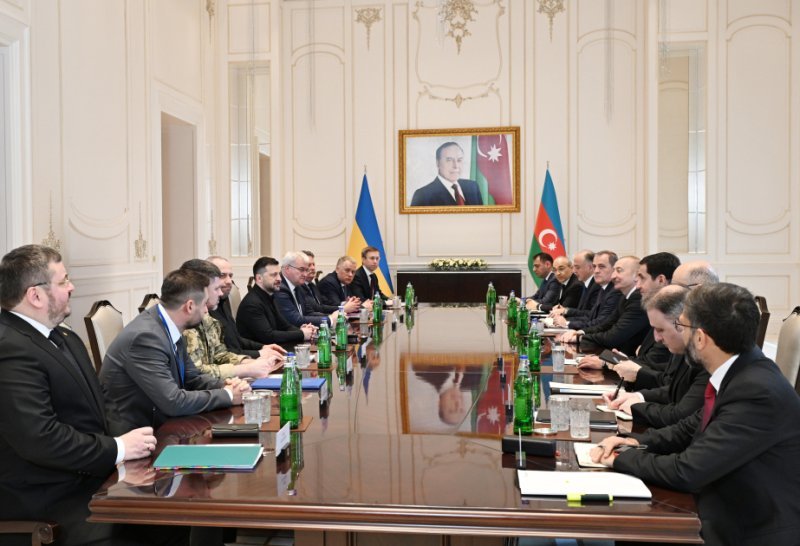 Qəbələdə İlham Əliyevin Volodimir Zelenski ilə geniş tərkibdə görüşü keçirilib -