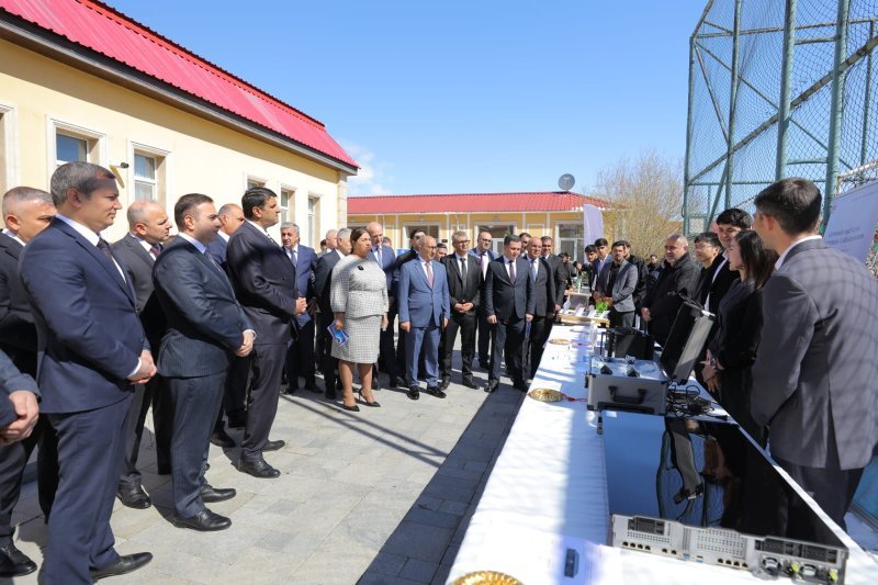 Rəhbər şəxslər üçün kibertəhlükəsizlik təlimi keçirilib -