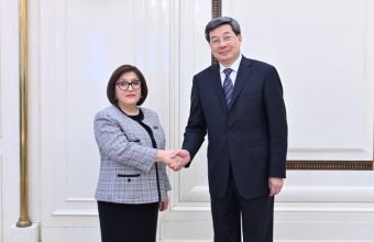 Sahibə Qafarova Çin Xalq Respublikası Dövlət İnternet-informasiya Ofisinin naziri ilə görüşüb
