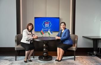 Sahibə Qafarova İstanbulda özbəkistanlı həmkarı ilə görüşdü