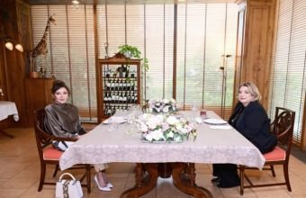 Tbilisidə Mehriban Əliyevanın şərəfinə lanç verilib -