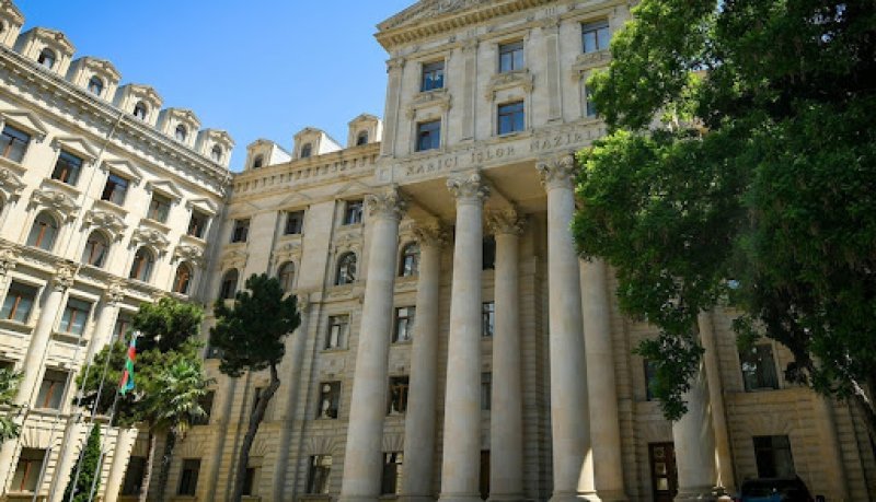 XİN-də diplomatik xidmətə qəbul üzrə müsabiqəyə qeydiyyat davam edir