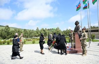 XTQ-nin Aprel şəhidlərinin xatirəsi ehtiramla yad olunub -