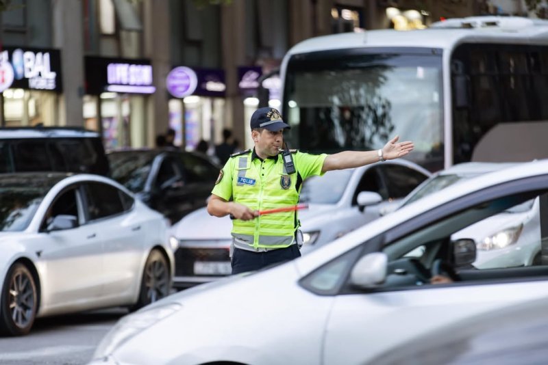 Yol polisi sürücülərə müraciət etdi