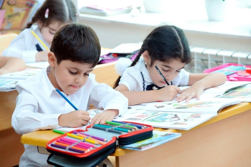 100 mindən çox uşaq I sinfə qəbul olub