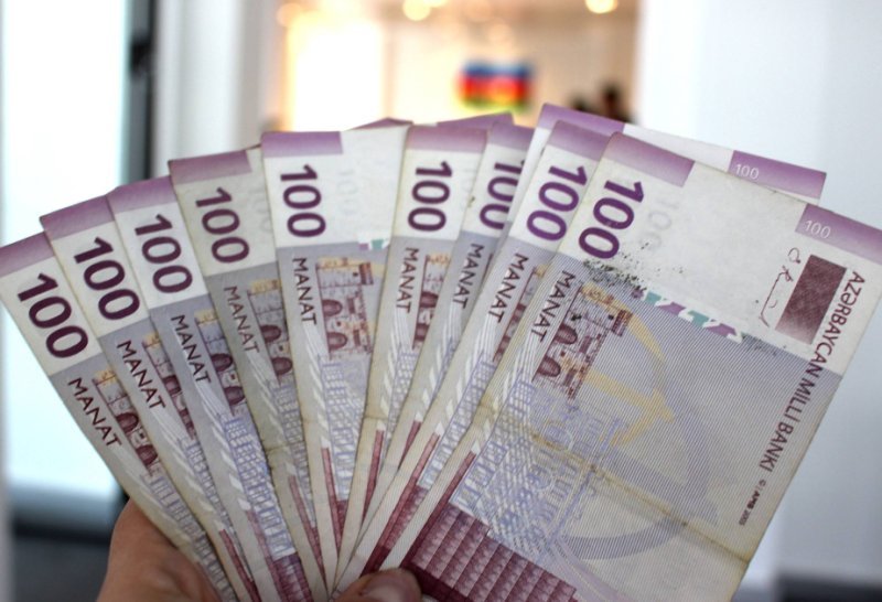 Azərbaycan manatının dövretmə sürəti artıb