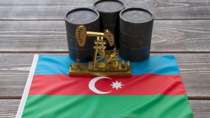 Azərbaycan nefti ucuzlaşıb