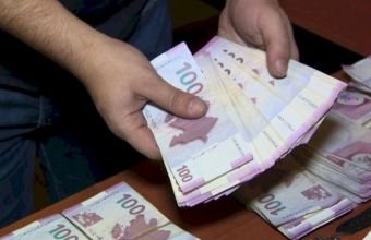 Azərbaycanda ən çox maaşı hansı sahədə işləyənlər alırlar?