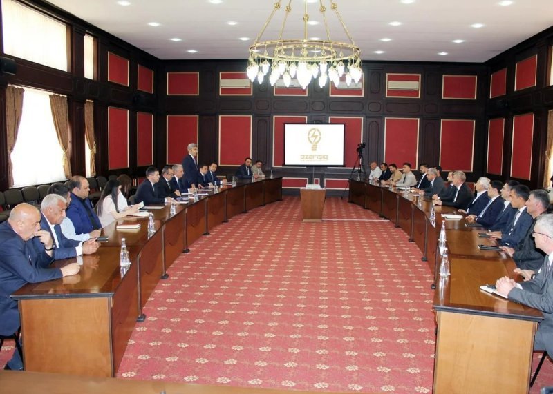 "Azərişıq" nümayəndələri Naxçıvanda fermer və sahibkarlarla görüşüb