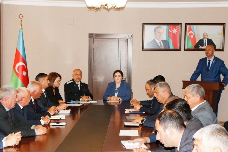Babək rayonunda ətraf mühit və sudan səmərəli istifadə ilə bağlı tədbir keçirilib -