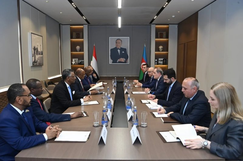 Ceyhun Bayramov Mohieddin Salem Ahmed Ibrahim ilə görüş keçirib
