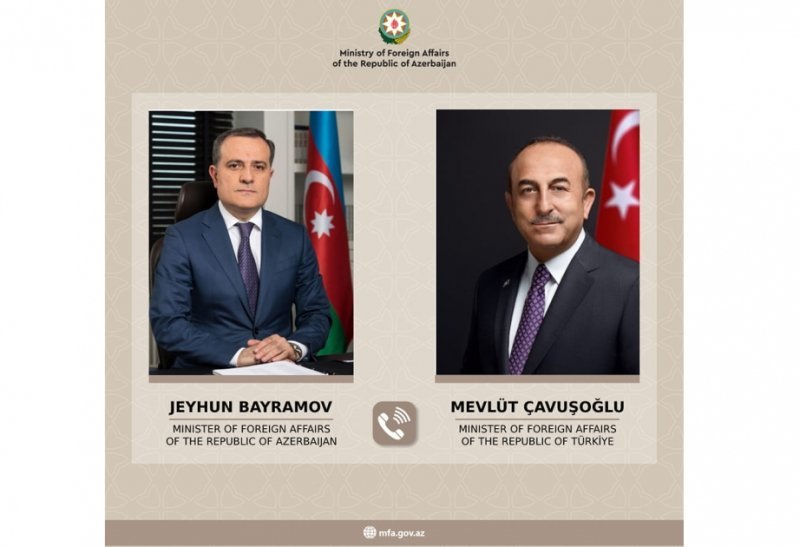 Ceyhun Bayramov Mövlud Çavuşoğluna zəng edib