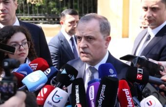 Ceyhun Bayramov Naxçıvana dron hücumundan danışıb