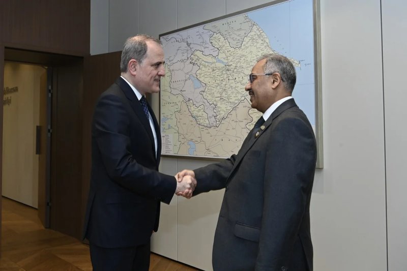 Ceyhun Bayramov Sohail Mahmud ilə görüşüb
