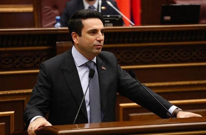 Daha bir erməni rəsmi Azərbaycana gəlmək istəyir