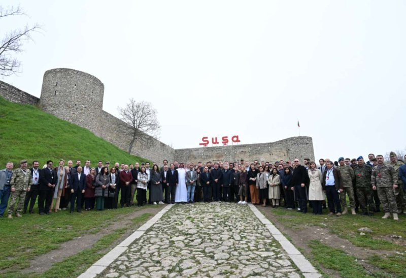 Diplomatik korpusun nümayəndələri Şuşa qala divarlarını ziyarət ediblər