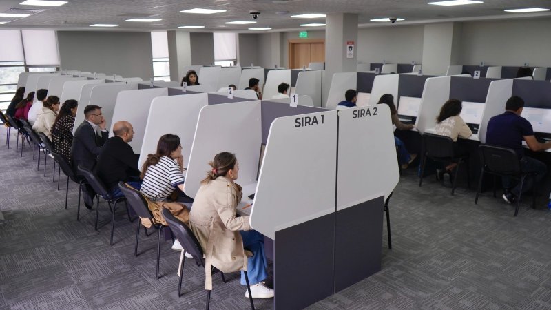Dövlət qulluğunda inzibati rəhbər və icraçı vəzifələrə test imtahanı keçirilir
