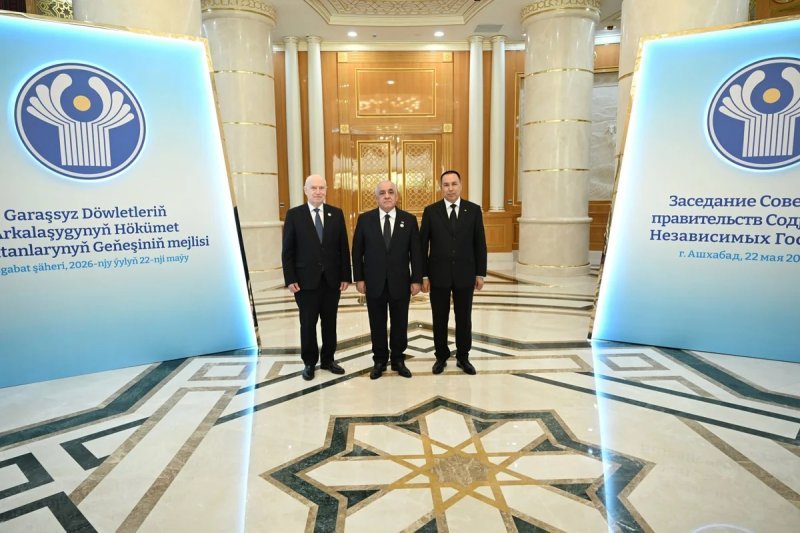 Əli Əsədov Aşqabadda MDB Hökumət Başçıları Şurasının iclasında iştirak edib