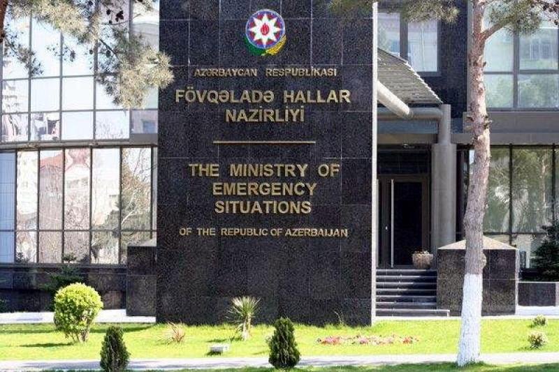 FHN küləkli hava ilə əlaqədar əhaliyə müraciət edib