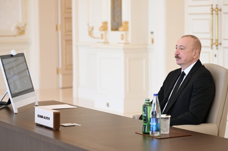 İlham Əliyev: Bakı və İrəvan sülh gündəliyinə sadiqdir