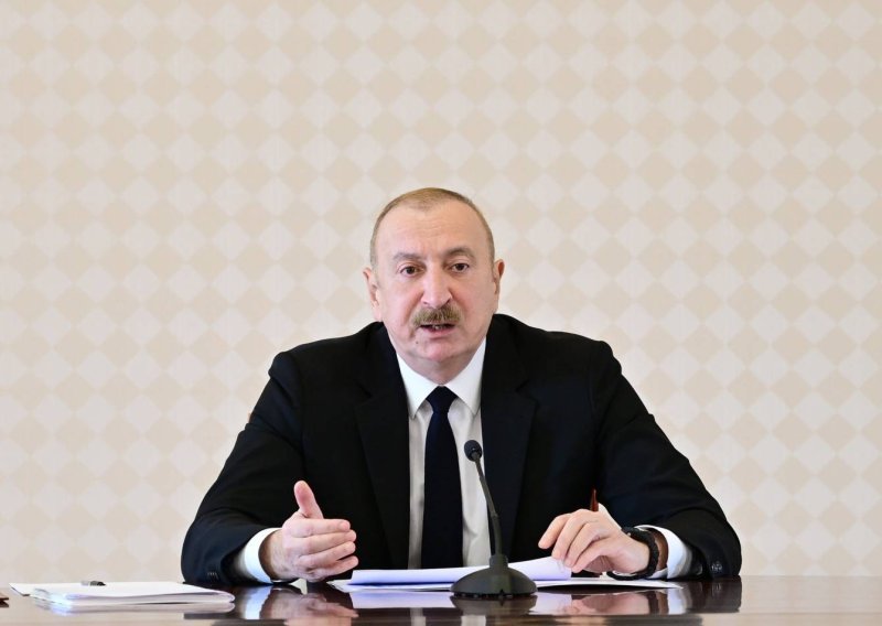 İlham Əliyev: Bu gün ölkə üzrə qazlaşmanın səviyyəsi 96 %-dir