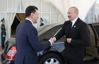 İlham Əliyev Türküstanda bir sıra mədəni məkanlarla tanış olub -