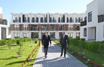 İlham Əliyev Zəngilan şəhərində inşa olunmuş ilk yaşayış kompleksinin açılışında iştirak edib
