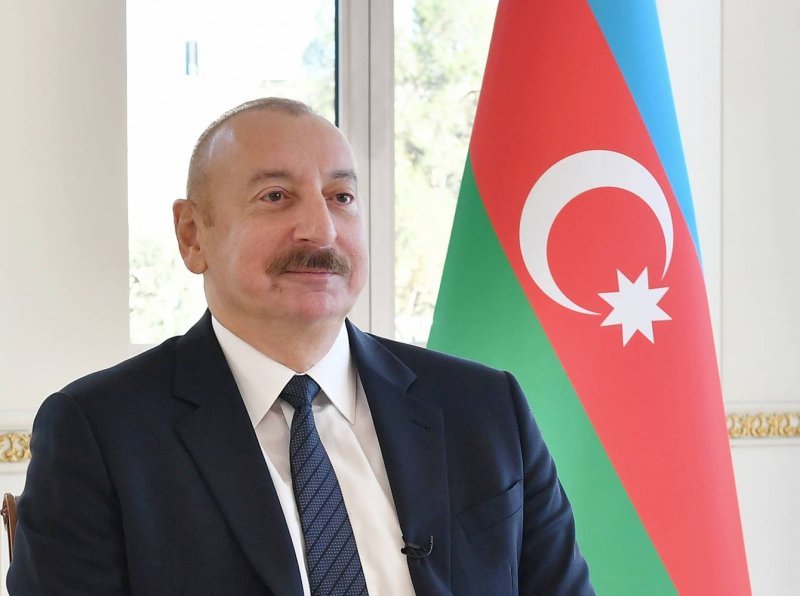 İlham Əliyevdən Robert Fitsoya təşəkkür mesajı